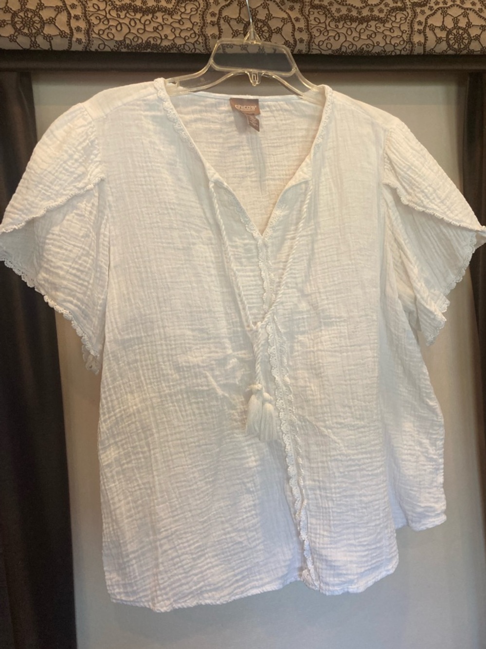 White- Summer time flowy blouse- Chicos